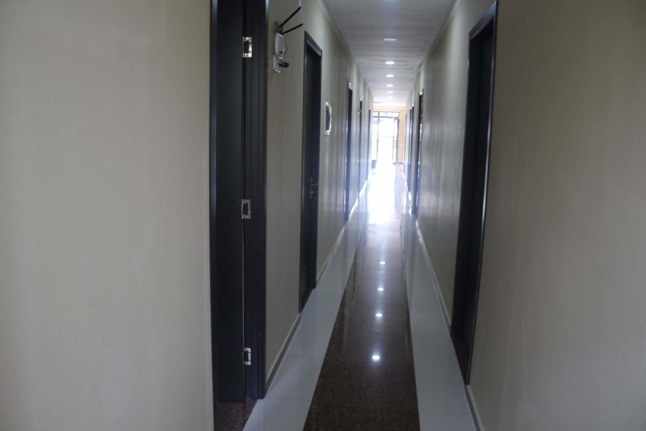 Hotel Rio คูทายสิ ภายนอก รูปภาพ